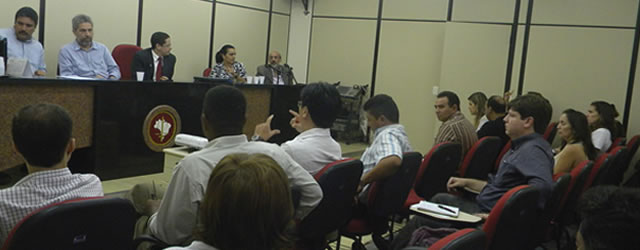 Leia mais sobre o artigo Prefeitos do Sertão do Pajeú e entidades médicas discutem CNES