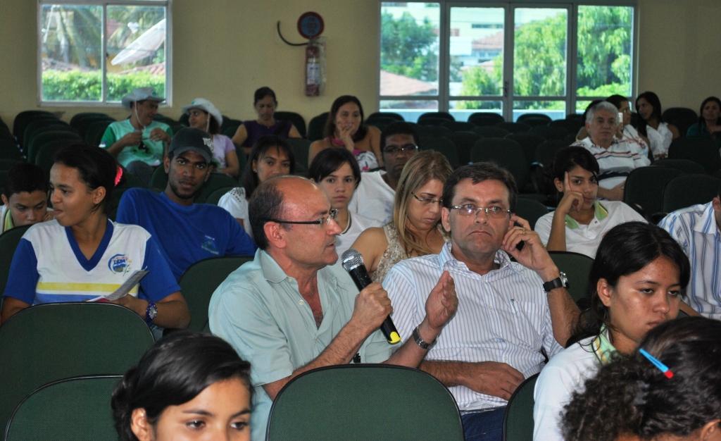 Leia mais sobre o artigo Filme e debate agitam tarde em Serra Talhada