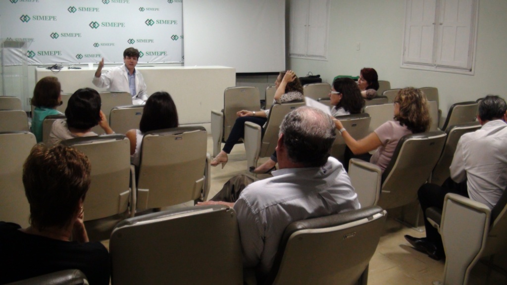 Leia mais sobre o artigo Médicos do HSE farão paralisação de advertência