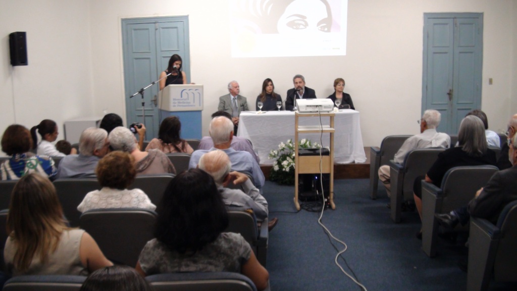 Leia mais sobre o artigo Festa em grande estilo para a outorga da “Medalha Naíde Teodósio”