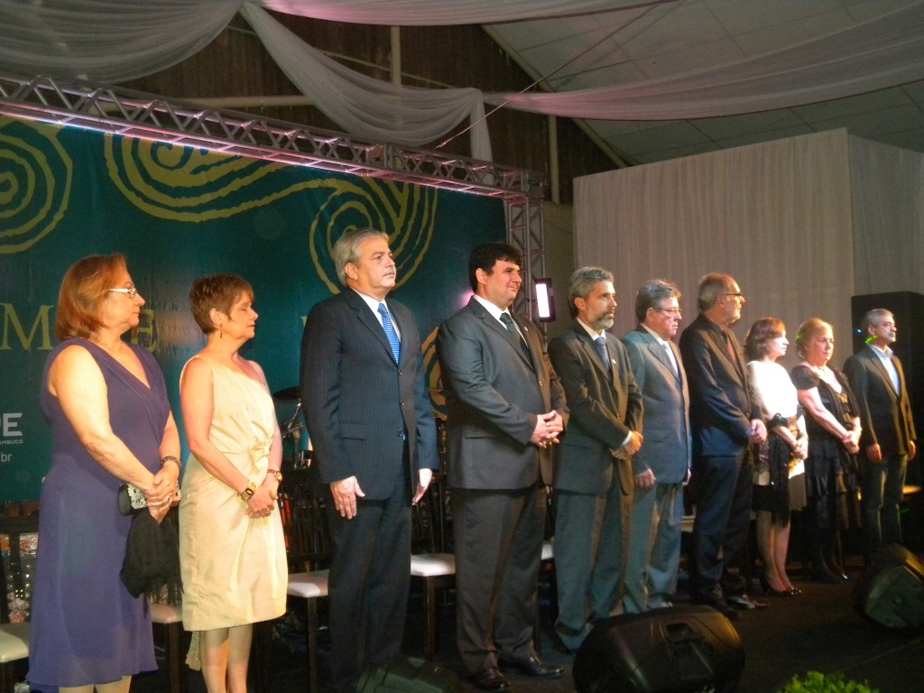 Leia mais sobre o artigo Confira as fotos da posse da nova diretoria do Simepe