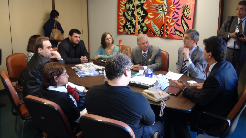 Leia mais sobre o artigo Médicos avançam na luta contra a Medida Provisória 568