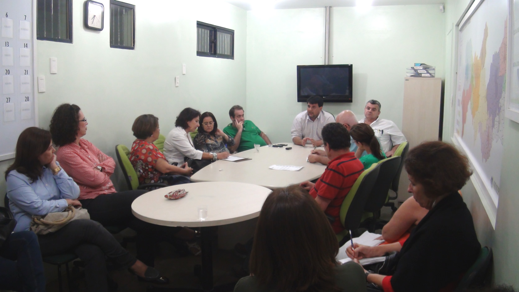 Leia mais sobre o artigo Médicos do Hemope aprovam o Estado de Greve