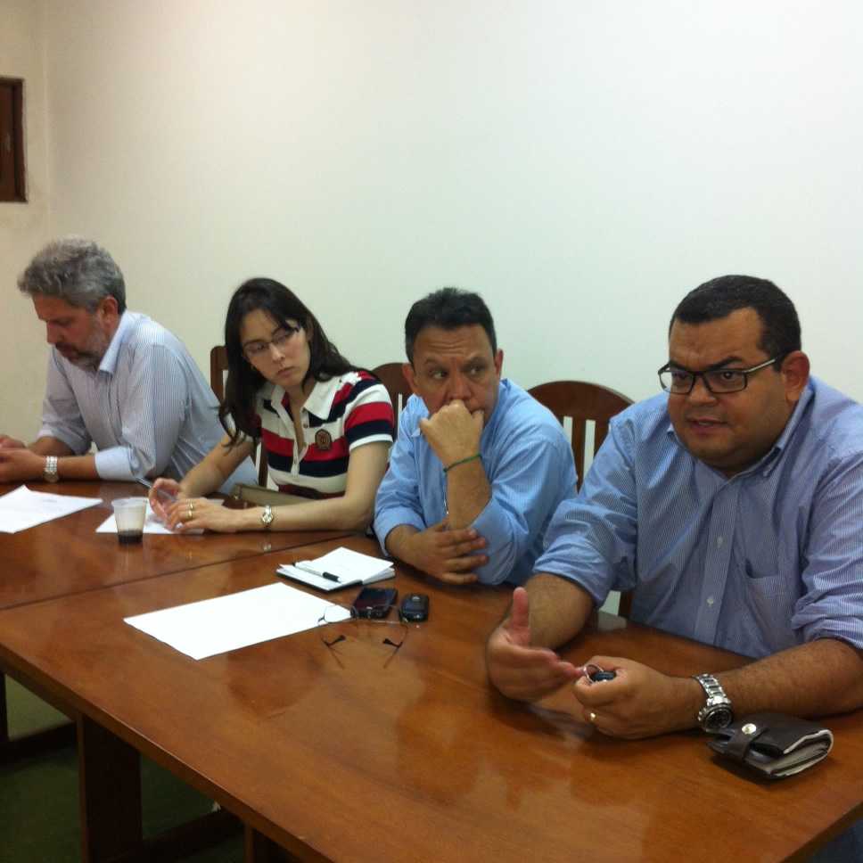 Leia mais sobre o artigo Médicos de Caruaru acionam a Justiça contra atraso do 13º salário