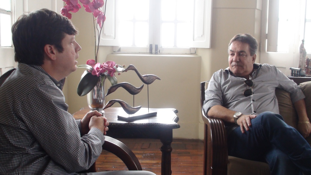 Leia mais sobre o artigo Simepe discute movimento dos médicos de Garanhuns com prefeito