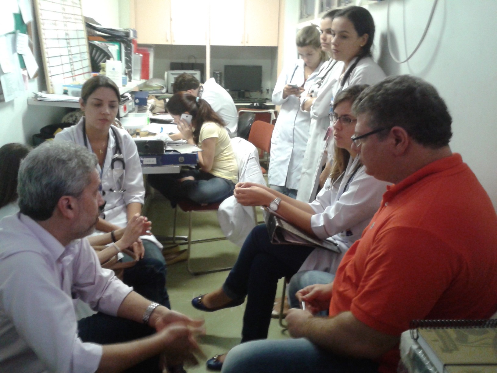 Leia mais sobre o artigo Falta de médicos plantonistas fecha enfermaria pediátrica do HC‏