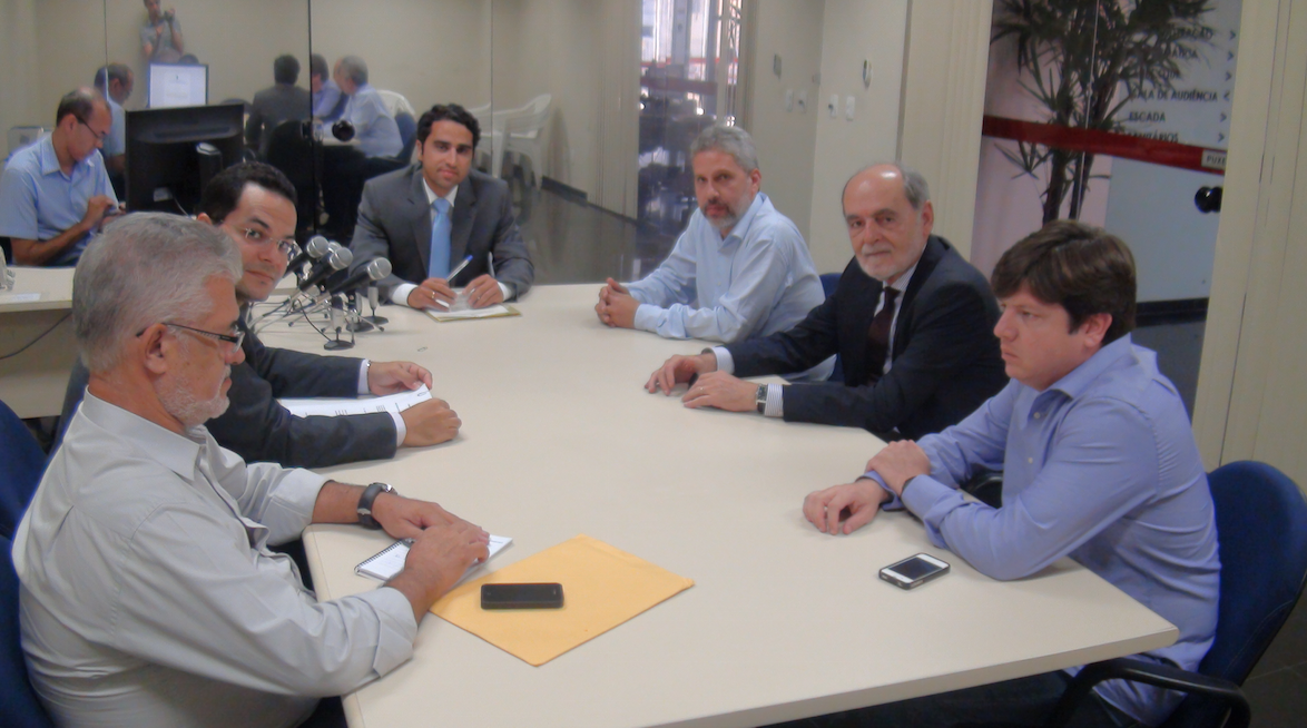 Leia mais sobre o artigo Entidades Médicas, CFM e Procurador Federal buscam soluções para hospital em Petrolina