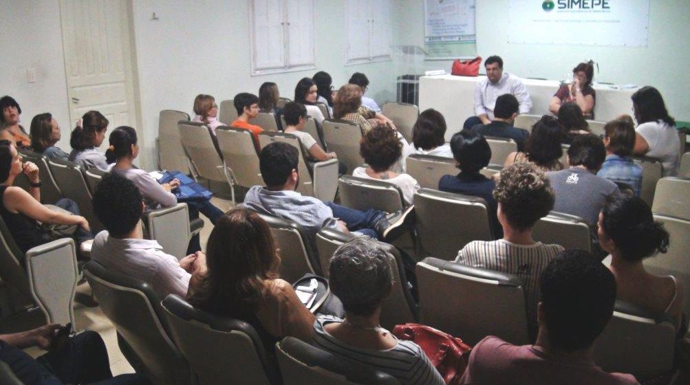 Leia mais sobre o artigo Médicos da ESF do Recife reivindicam melhorias