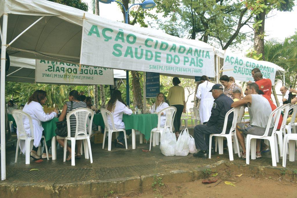 Leia mais sobre o artigo Simepe promove Ação de Saúde e Cidadania em homenagem ao Dia dos Pais