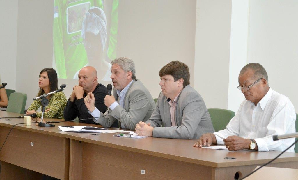 Leia mais sobre o artigo Caravana:mais canavieiros com vínculos trabalhistas do que médicos