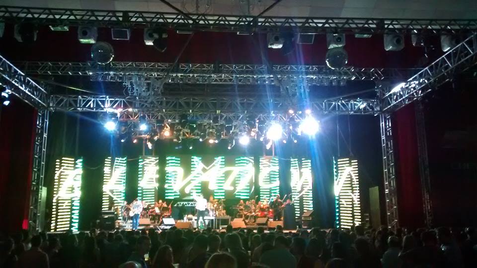 Leia mais sobre o artigo Festa dos médicos: entusiasmo e rock contagiaram o público