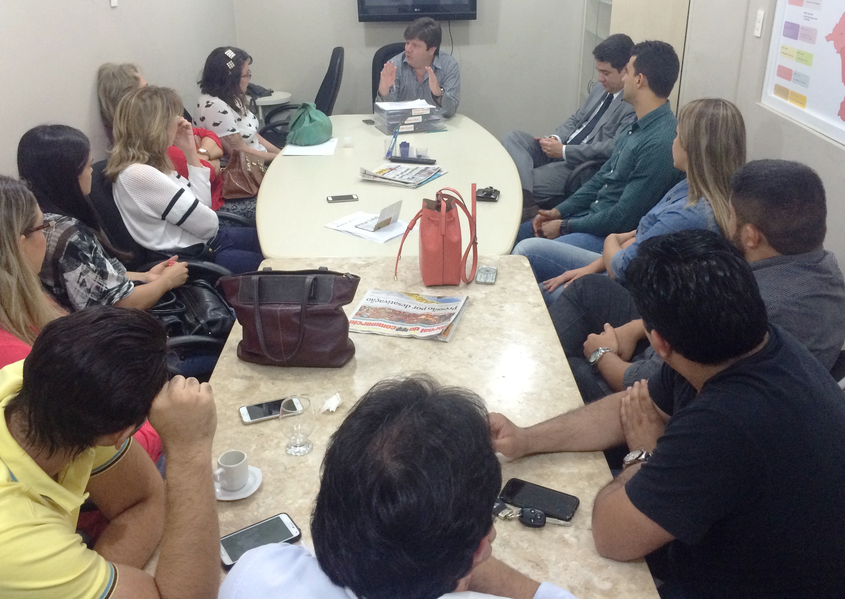 Leia mais sobre o artigo Reunião na segunda (01) poderá resolver impasse da UPA Engenho Velho Carlos Wilson