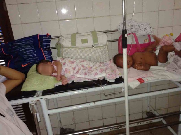 Leia mais sobre o artigo Bebês dividem o mesmo leito em hospital público infantil no Recife