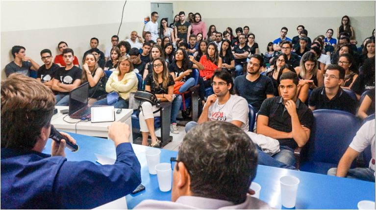 Leia mais sobre o artigo Debate expõe necessidades e demandas no curso de Medicina da UPE em Garanhuns
