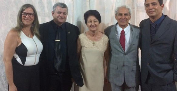 Leia mais sobre o artigo Médico Antônio Lopes recebe homenagem da Alepe