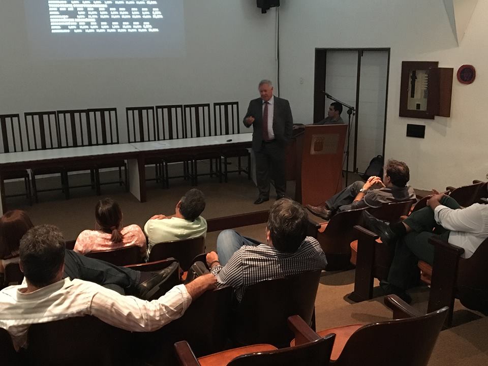 Leia mais sobre o artigo Médicos discutem estratégias para campanhas em 2017