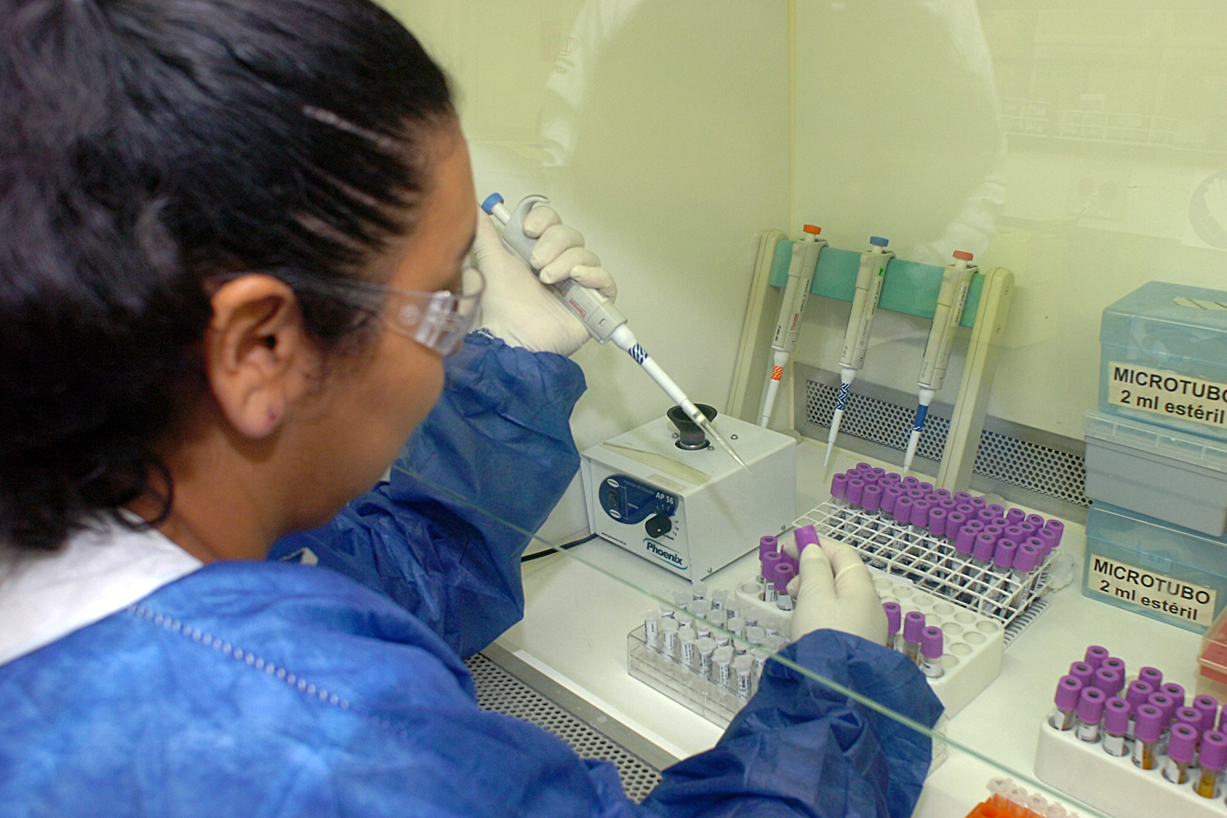 Leia mais sobre o artigo OMS pede o desenvolvimento de novos antibióticos para 12 ‘superbactérias’