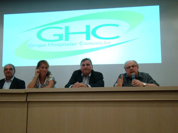Leia mais sobre o artigo Presidente do SIMERS participa de recepção a médicos residentes