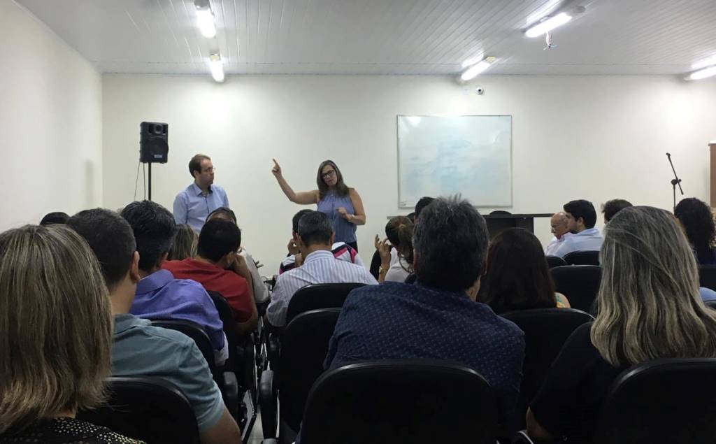 Leia mais sobre o artigo Médicos de Petrolina aprovam indicativo de paralisação