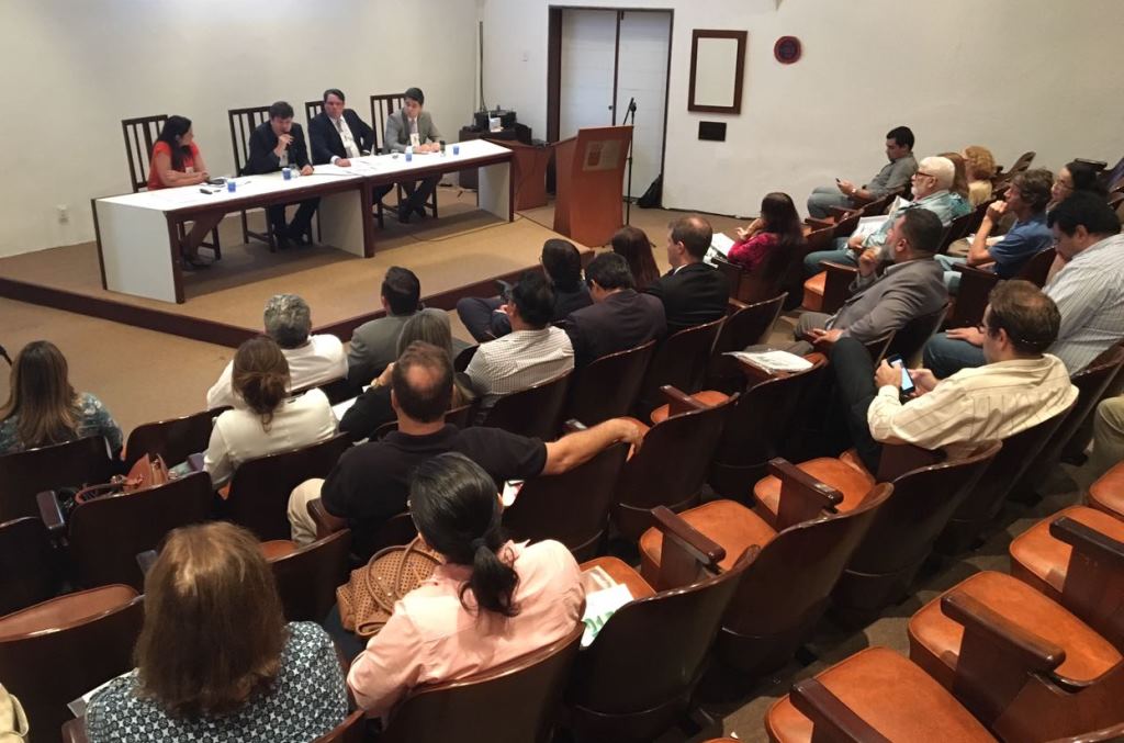 Leia mais sobre o artigo Fórum do Simepe aborda os ataques e impactos da Reforma Trabalhista