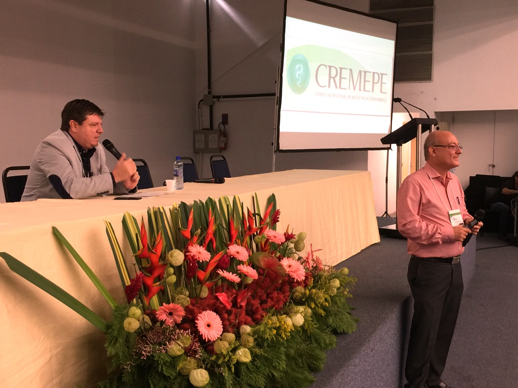 Leia mais sobre o artigo Simepe participa do VIII Curso de Atualização em Ética e Bioética para Residência Médica