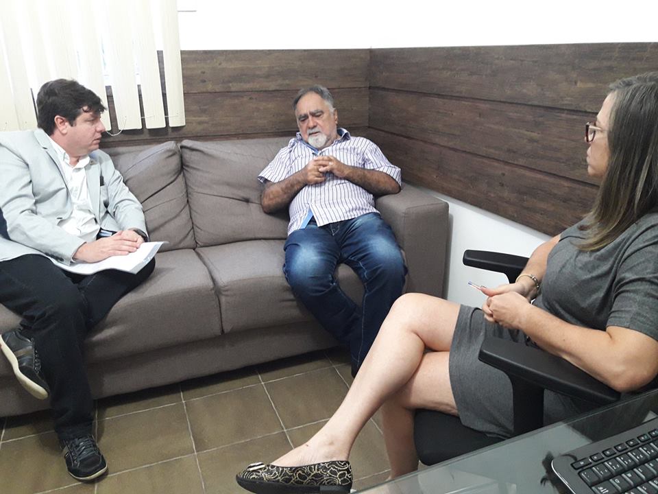 Leia mais sobre o artigo Médicos apresentam reivindicações à Prefeitura de Sirinhaém