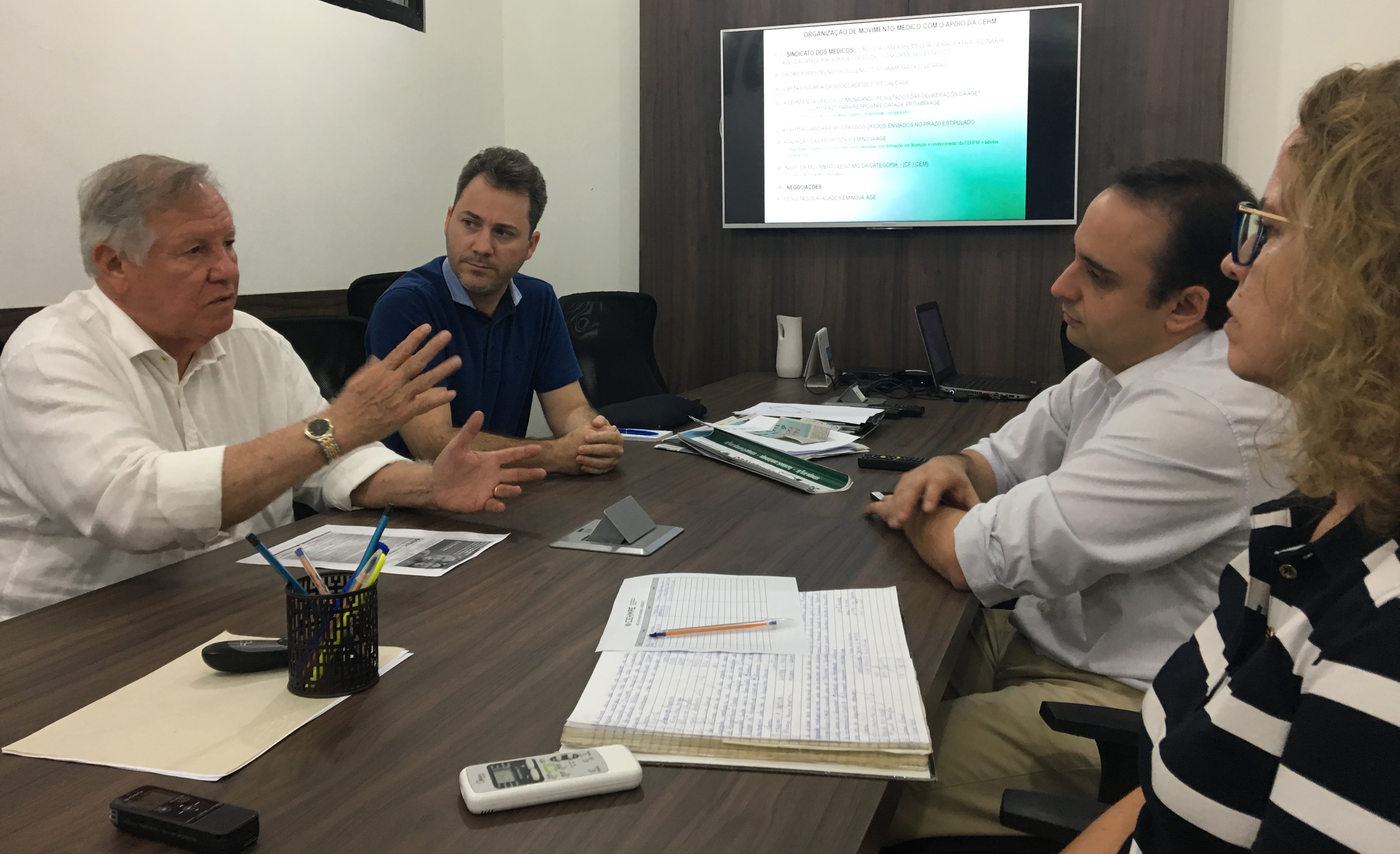 Leia mais sobre o artigo Cirurgiões oncológicos e CEHM-PE definem estratégia para negociar honorários