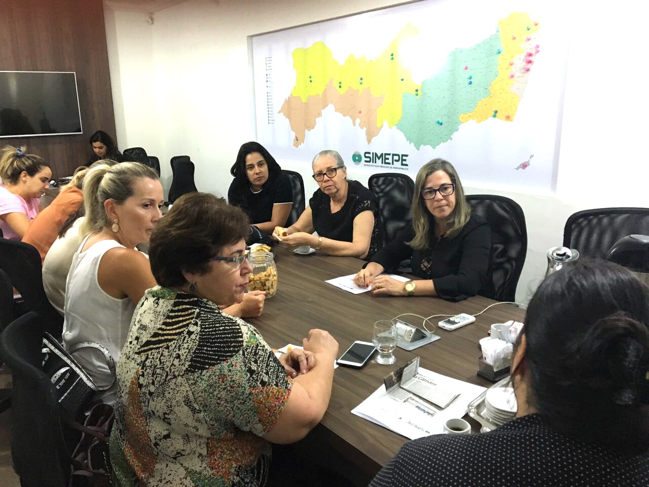 Leia mais sobre o artigo Obstetras do HAM denunciam situação da maternidade ao Simepe