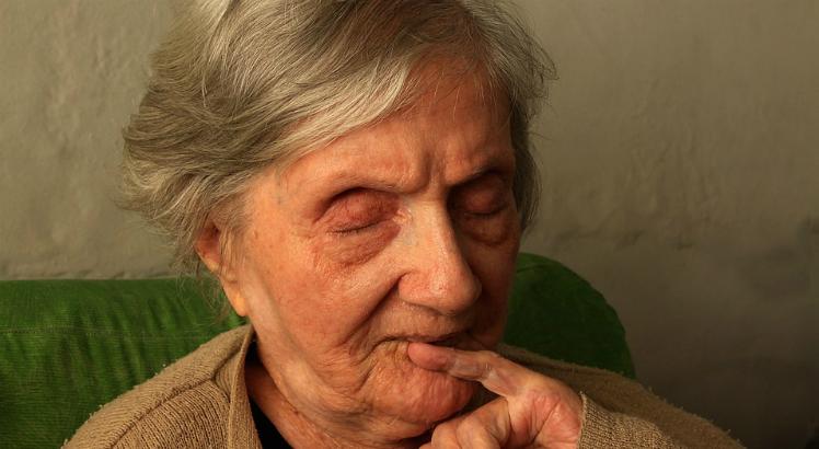 Leia mais sobre o artigo Cientistas lançam jogo de realidade virtual para detectar o Alzheimer