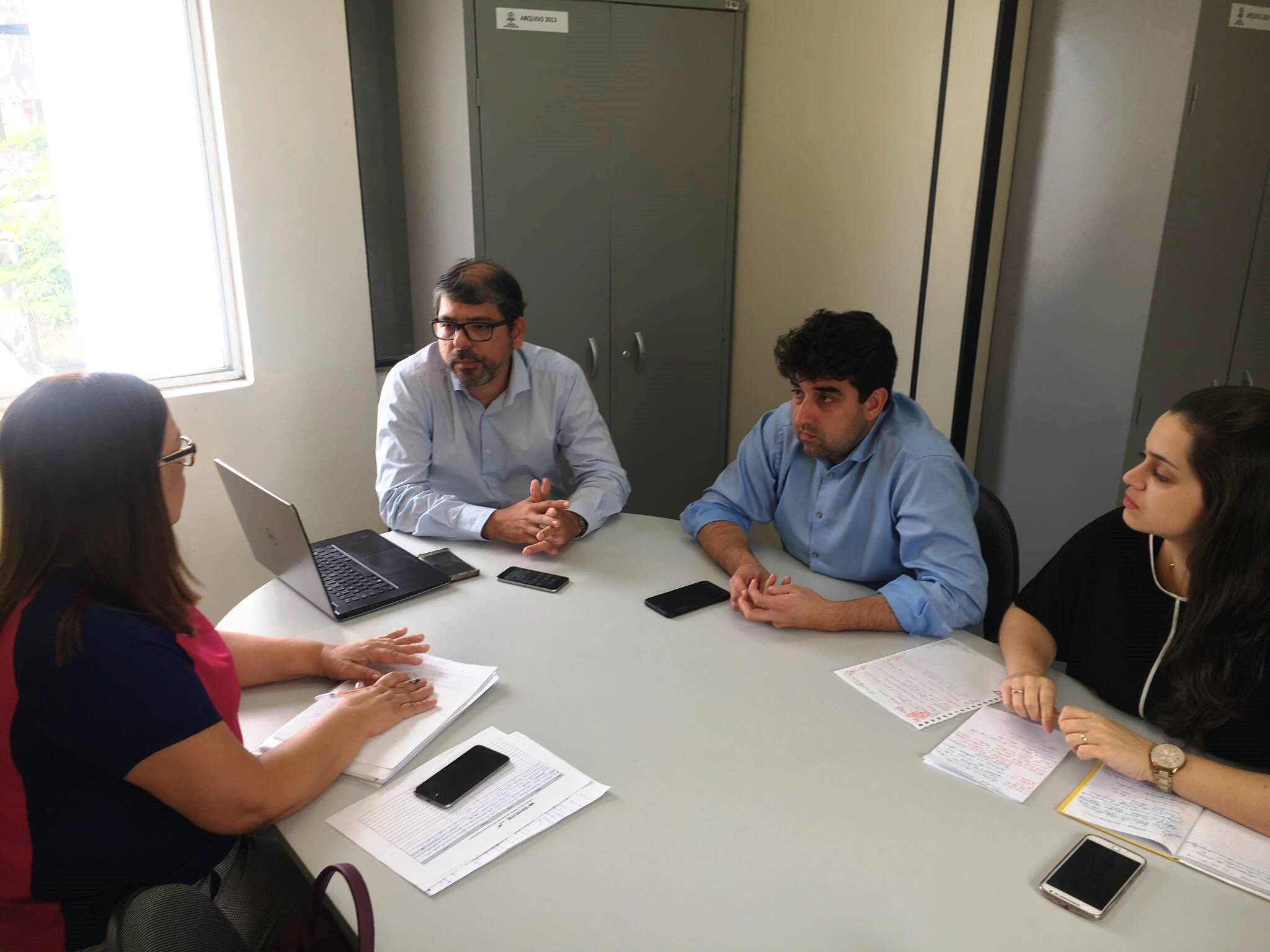 Leia mais sobre o artigo Simepe e Prefeitura de Jaboatão mantém debate para melhorias na saúde da cidade