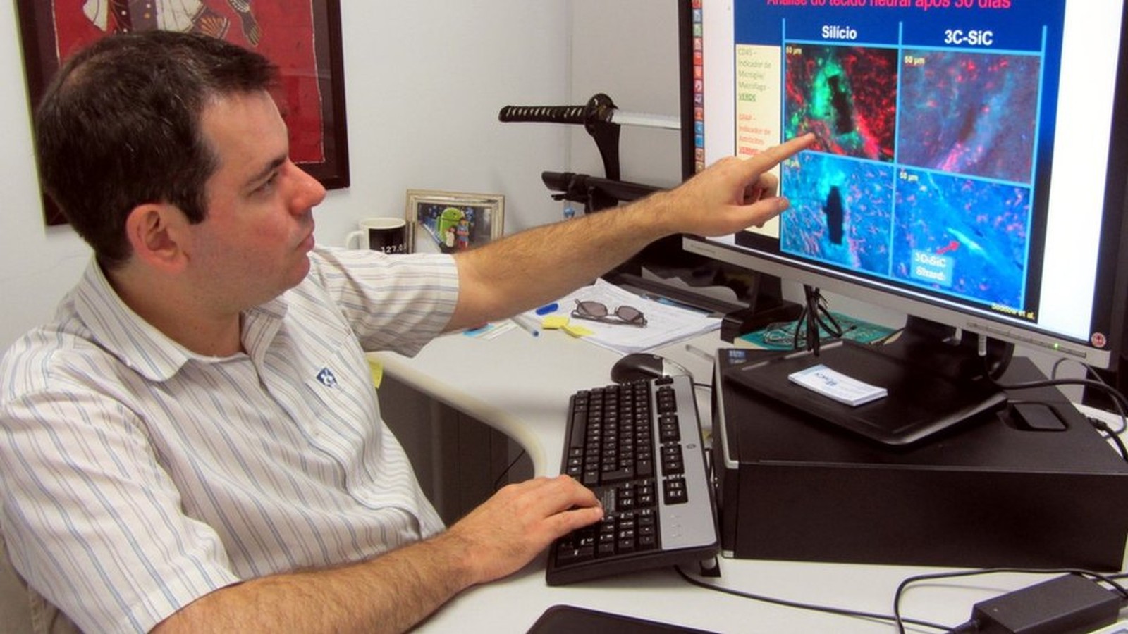 Leia mais sobre o artigo Corte de verbas paralisa testes de chip brasileiro que pode devolver movimentos a tetraplégicos