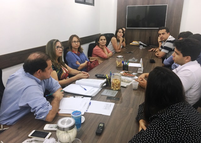 Leia mais sobre o artigo Médicos da UPAE Caruaru deliberam por paralisação no dia 22 devido ao atraso de salários