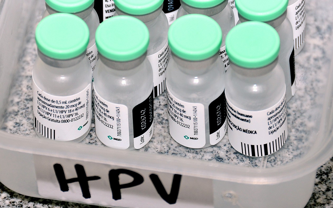 Leia mais sobre o artigo Ministério da Saúde lança campanha para aumentar número de jovens vacinados contra o HPV