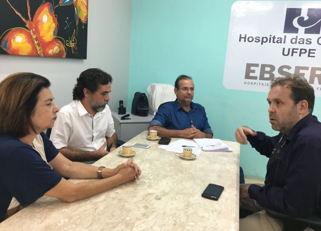Leia mais sobre o artigo Simepe busca esclarecimentos sobre lotação de pediatras na UTI do HC