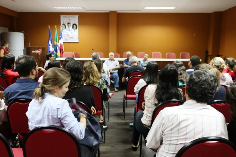 Leia mais sobre o artigo Cirurgiões pediátricos em estado de greve