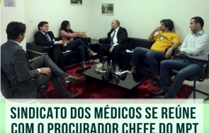 Leia mais sobre o artigo SINDICATO DOS MÉDICOS SE REÚNE COM O PROCURADOR CHEFE DO MPT