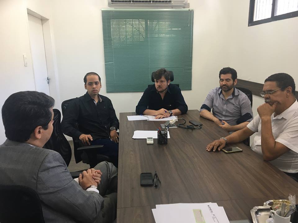 Leia mais sobre o artigo Médicos aprovados em concurso da PCR intensificam mobilização com apoio do Simepe