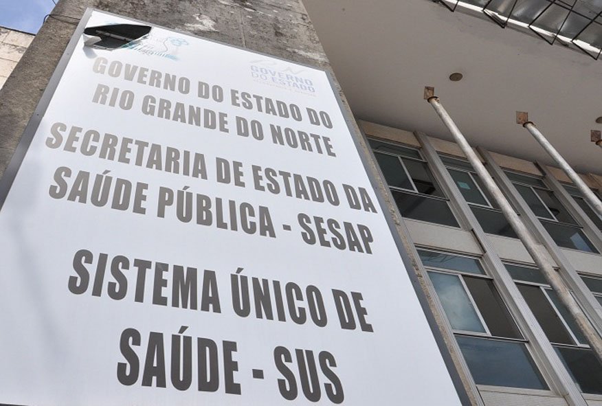 Leia mais sobre o artigo Garantia de reajuste do salário dos médicos do Estado é solicitada pelo Sinmed