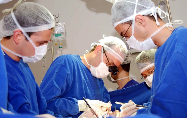 Leia mais sobre o artigo Pernambuco prorroga inscrições para seleção simplificada com 139 vagas para médicos e salários de R$ 7,5 mil
