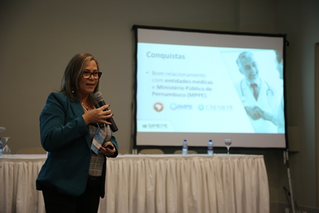 Leia mais sobre o artigo Simepe participou do 44º Congresso Pernambucano de Ginecologia e Obstetrícia