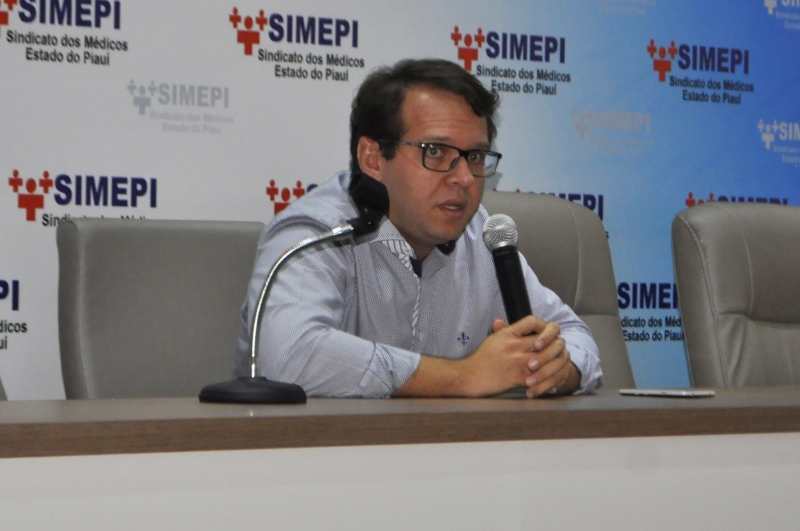 Leia mais sobre o artigo Médicos de Teresina votam por nova paralisação de advertência