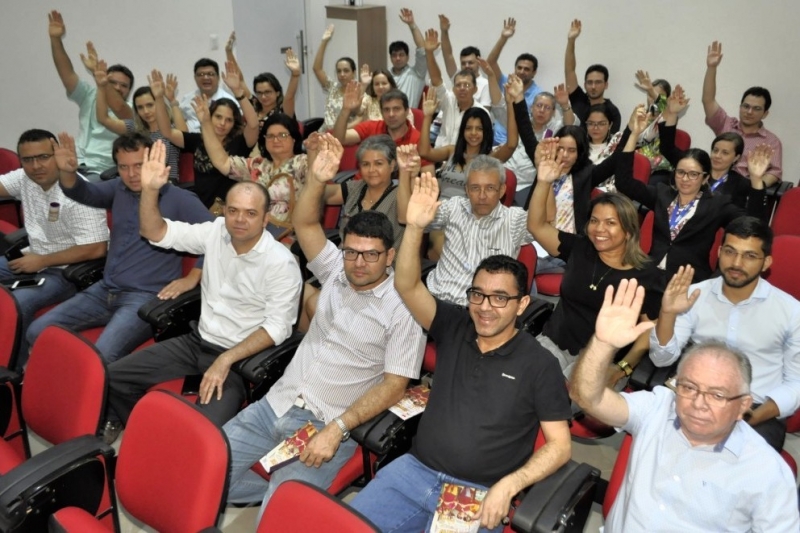 Leia mais sobre o artigo Médicos de Teresina votam, por unanimidade, as propostas da PMT