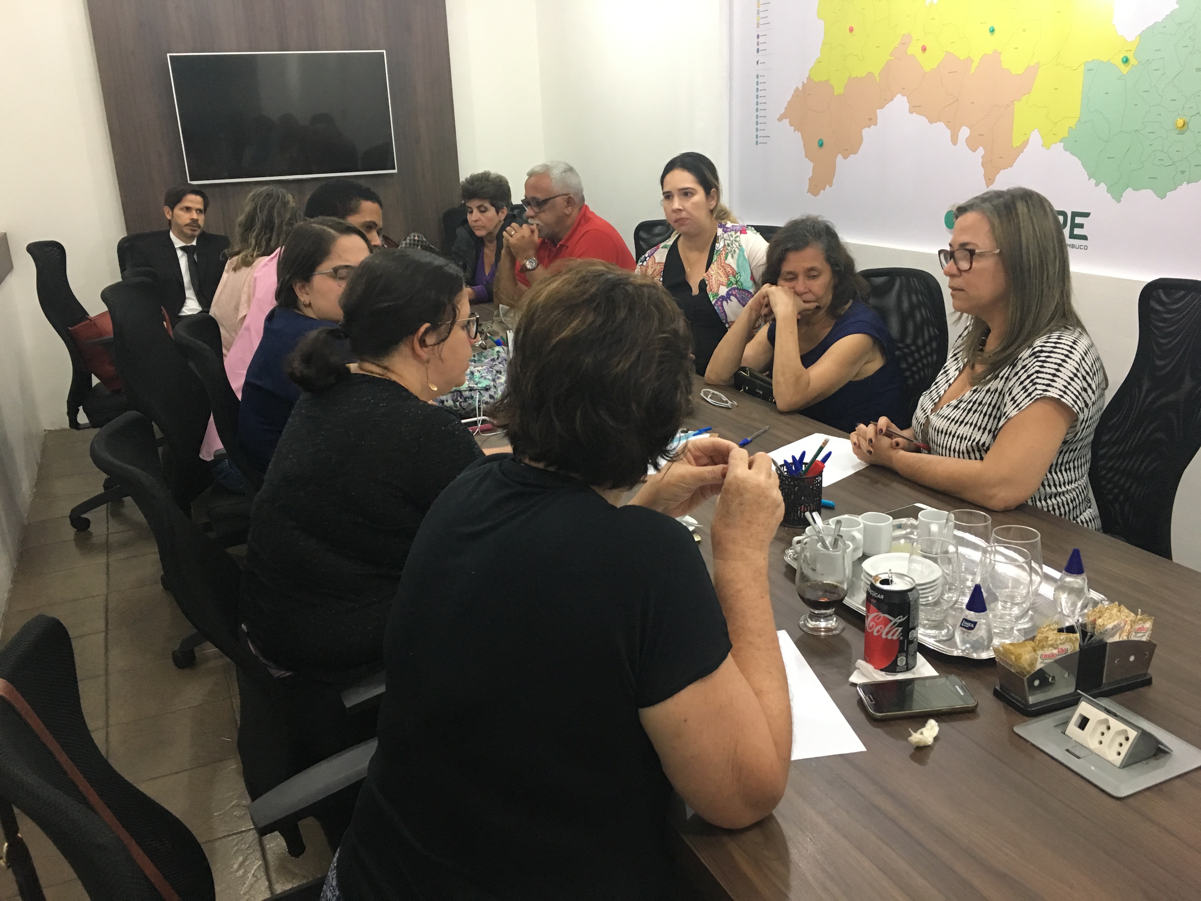 Leia mais sobre o artigo Simepe e médicos das Upinhas 24h discutem condições de trabalho