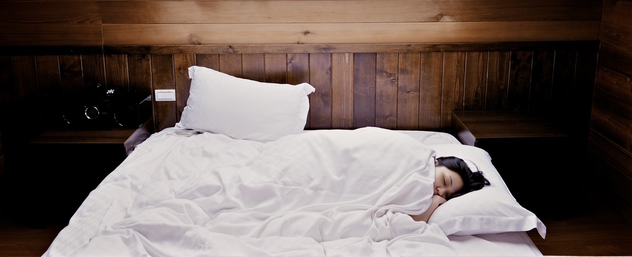 Leia mais sobre o artigo Qual a melhor posição para dormir, segundo a ciência
