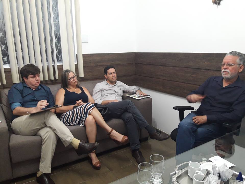 Leia mais sobre o artigo Simepe e FMB discutem agenda médica atual