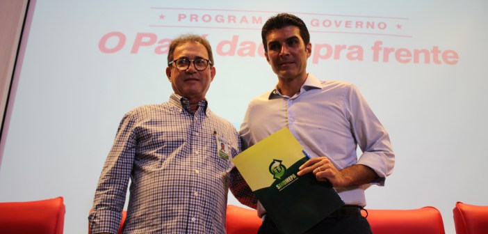 Leia mais sobre o artigo Helder propõe diálogo para construção de soluções conjuntas para a saúde