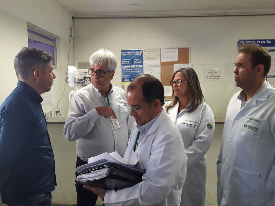 Leia mais sobre o artigo Policlínica Amaury Coutinho: obra inacabada e transtornos para médicos e pacientes