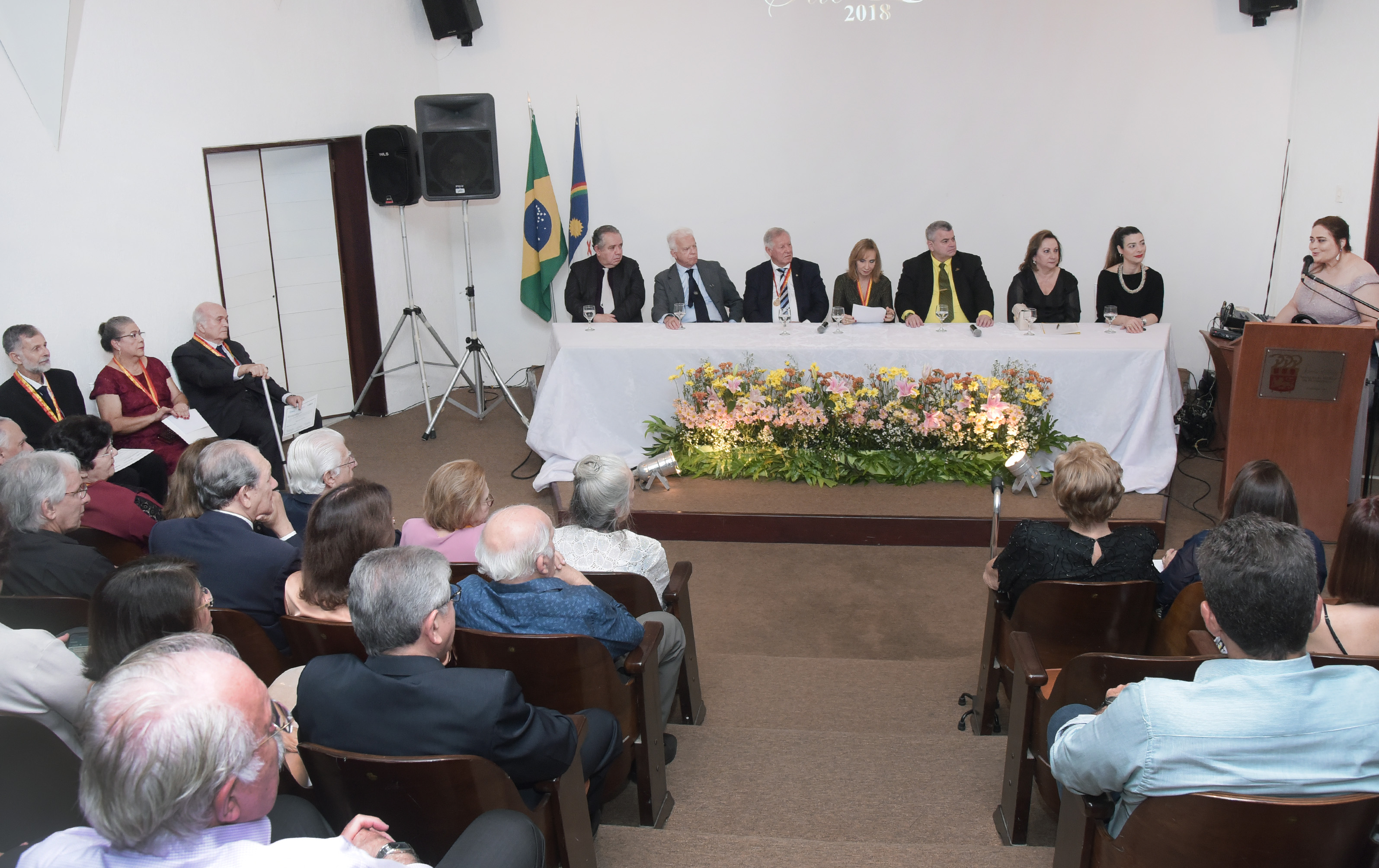 Leia mais sobre o artigo Simepe, Cremepe e Ampe comemoram o Dia do Médico com a entrega da Medalha São Lucas