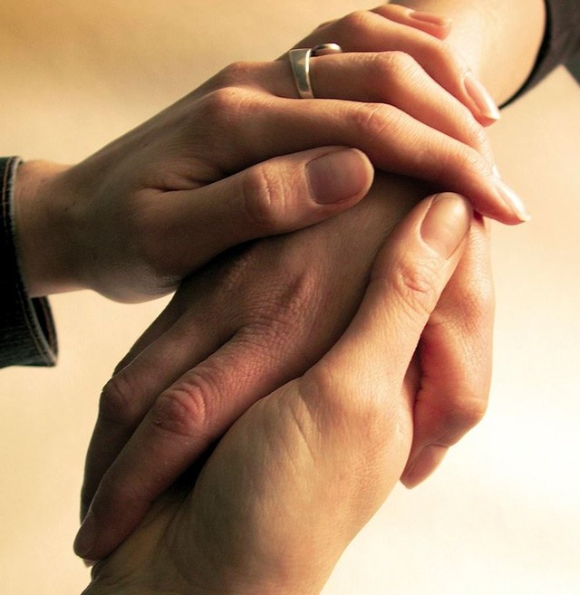 Leia mais sobre o artigo Morte e vida: os relatos de profissionais que lidam diariamente com perdas