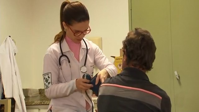 Leia mais sobre o artigo Pesquisadores descobrem associação entre trauma na infância e problemas psicológicos após câncer